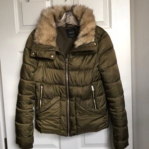 Beautiful ZARA green puffer jacket